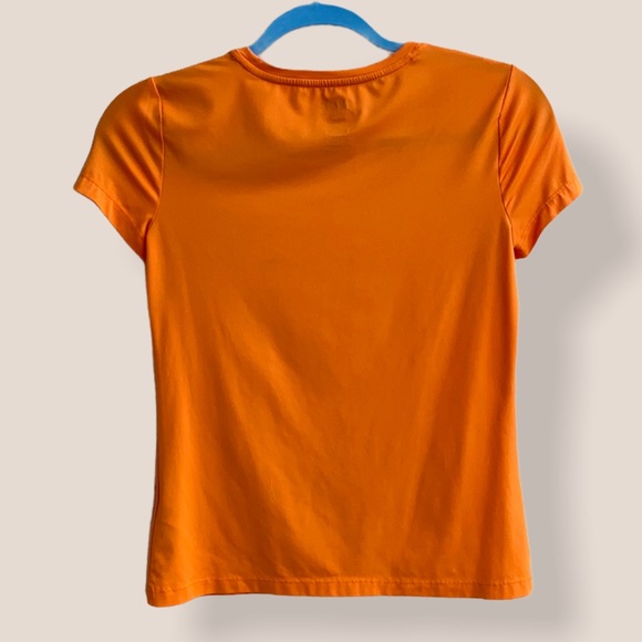 🎁FREE w/ purchase Izod active top - Picture 2 of 5